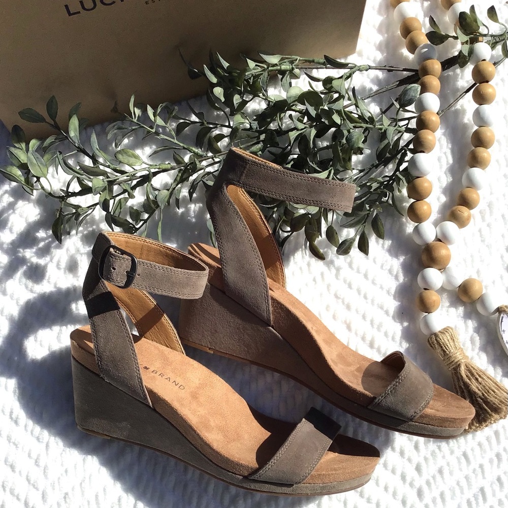 Lucky Brand Wedges 7.5 Karston BRAND NEW